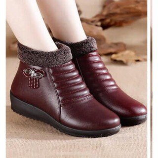 Giày boot cổ lông