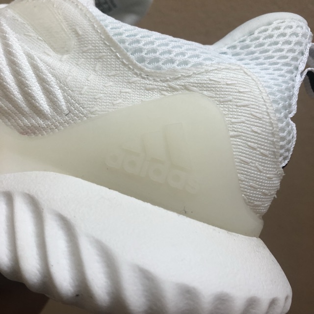 Giày thể thao sneaker Alphabounce Shoes 2019 mầu trắng đế trắng chất lượng mềm mịn siêu nhẹ