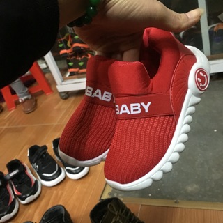 Com bo quần áo giầy