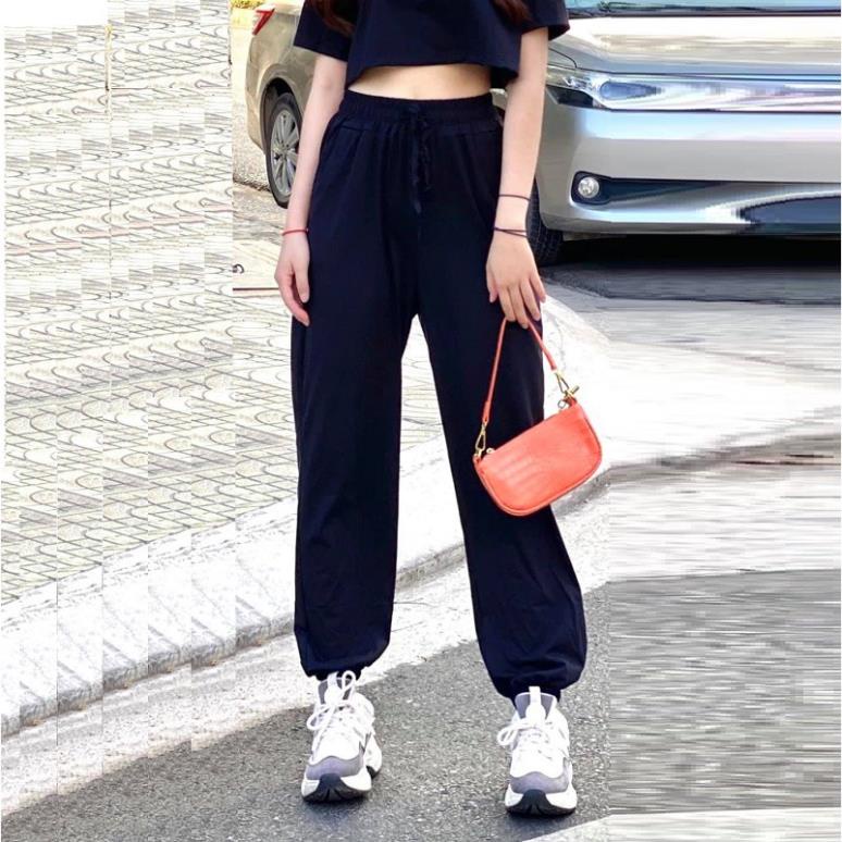 :  Áo Thun Croptop / Quần Jogger Phom Rộng  BAOTIN FASHION