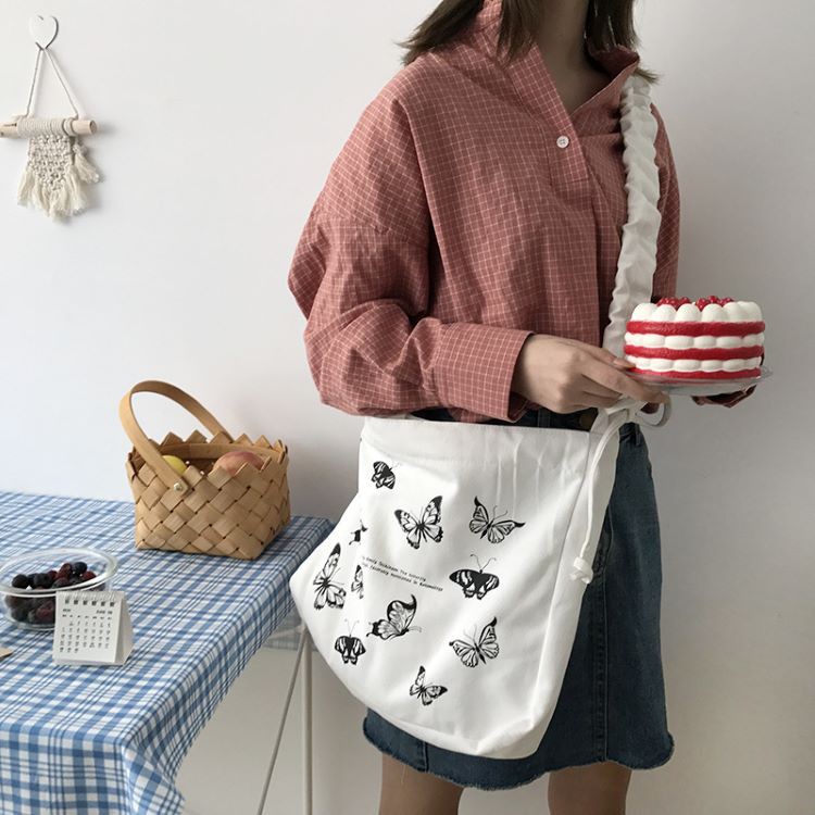 Túi tote vải canvas đeo chéo Hot Trend đựng vừa A4 dùng đi học, đi chơi vải mềm