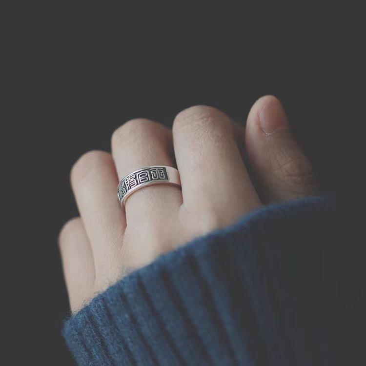 Nhẫn Nam Nữ Khắc Kí Tự La Mã Cổ Latin Ring Thời Trang Nam Nữ Unisex Chất Liệu Titan Đẹp Đơn Giản Không Gỉ Maxshopdoc