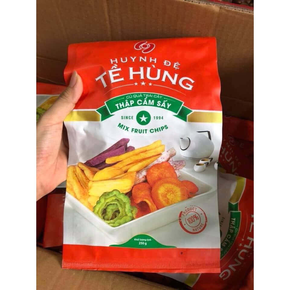 Combo 1kg hoa quả sấy Tề Hùng . ( 2 gói 500g hoặc 4 gói 250g ) Date 12 tháng.