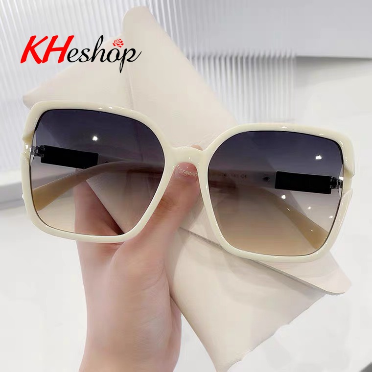 Kính râm Nam Nữ mẫu hot 2022, Trang trí cỏ 4 lá siêu sắc xảo cá tính số 1 Hàn Quốc mã Y80014