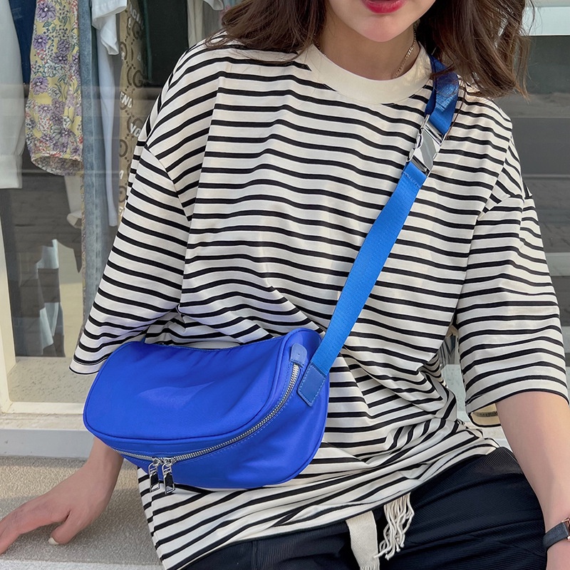 Túi Đeo Chéo Vai Bằng Nylon Sức Chứa Lớn Thời Trang Sành Điệu Cho Nữ