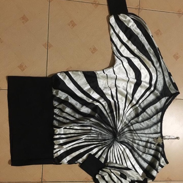 Váy/áo/quần/sét đồng giá 50k