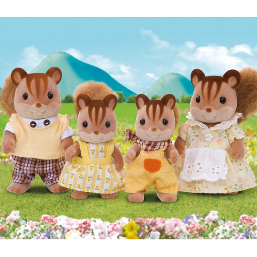 Sylvanian Families Gia Đình Sóc Nâu Walnut Squirrel Family