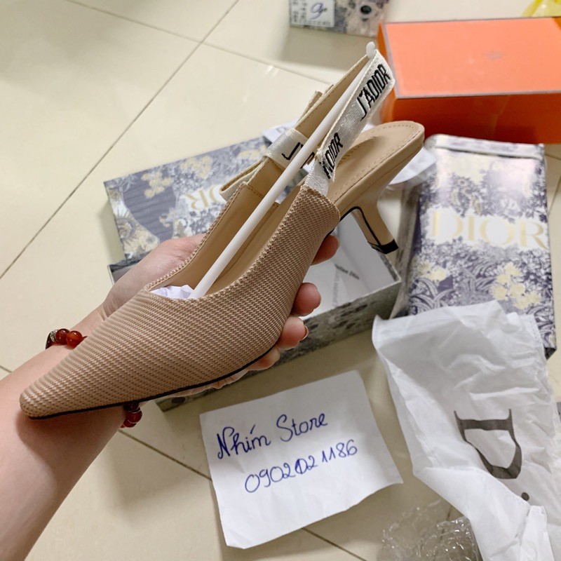 ♥️ Sandal bít mũi, vải gai xịn xò, fullbox + túi giấy + hoá đơn( video và 4 ảnh cuối là shop tự chụp)