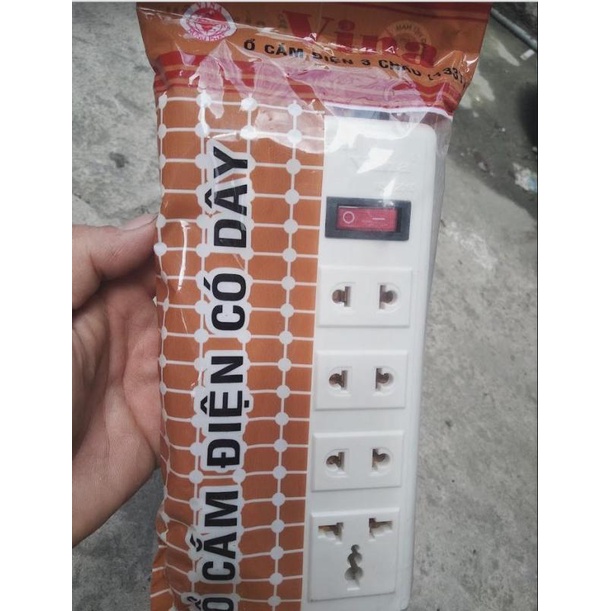 Ổ cắm di động dây dài 5m Vina 4 lỗ(1 lỗ 3 chấu) có công tắc+đèn báo