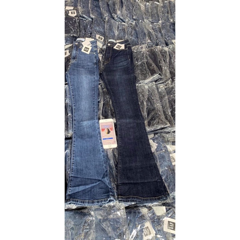 SIÊU PHẨM JEANS ỐNG LOE