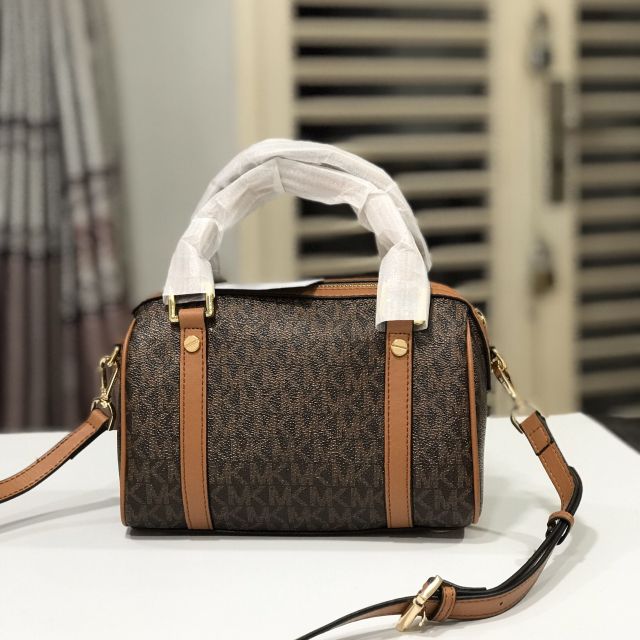 TÚI MICHAEL KORS SIÊU XỊN SIÊU CHUẨN CHO NÀNG THANH LỊCH