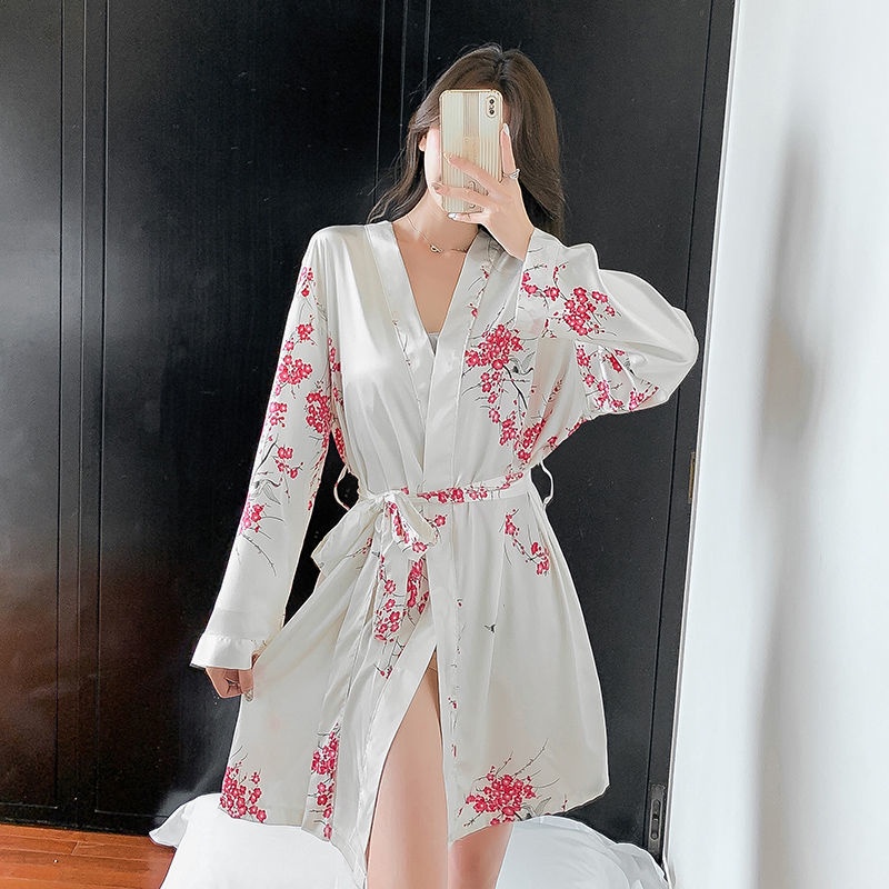 Áo choàng ngủ tay dài bằng vải lụa lạnh quyến rũ cho nữ