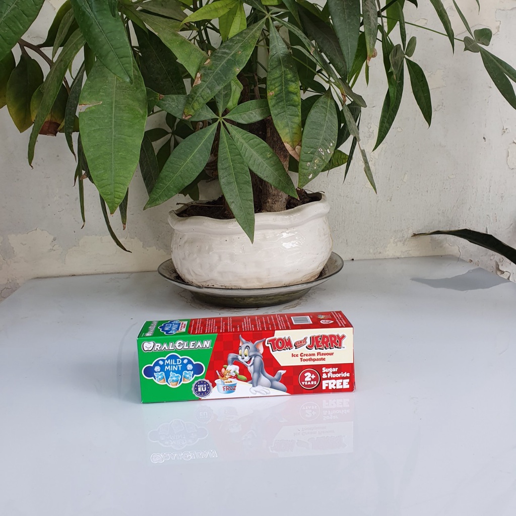 Kem đánh răng Oral-Clean Tom and Jerry cho bé từ 2 tuổi