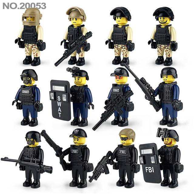 Set of 12 Lego police character models