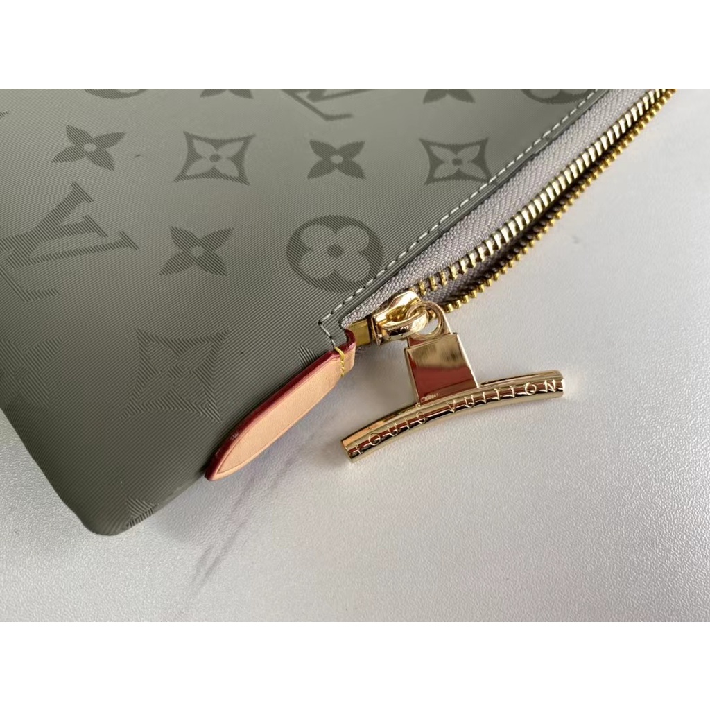 Sẵn sàng giao hàng Louis Vuitton LVM43442 Nam thời trang mới Túi xách đa chức năng nhẹ nhàng Bao đựng ipad