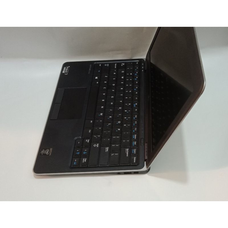 laptop Dell latitude E7240