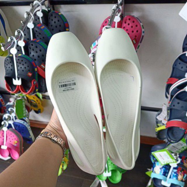 Búp bê xịn C.r.o.c.s