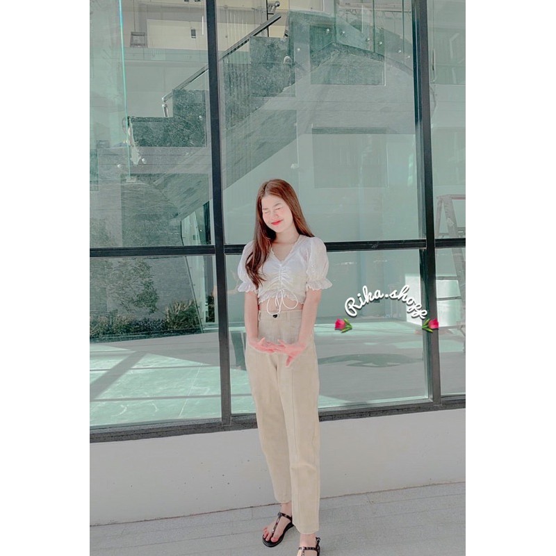Quần Slim-Fit cỡ vừa RIKA 2032