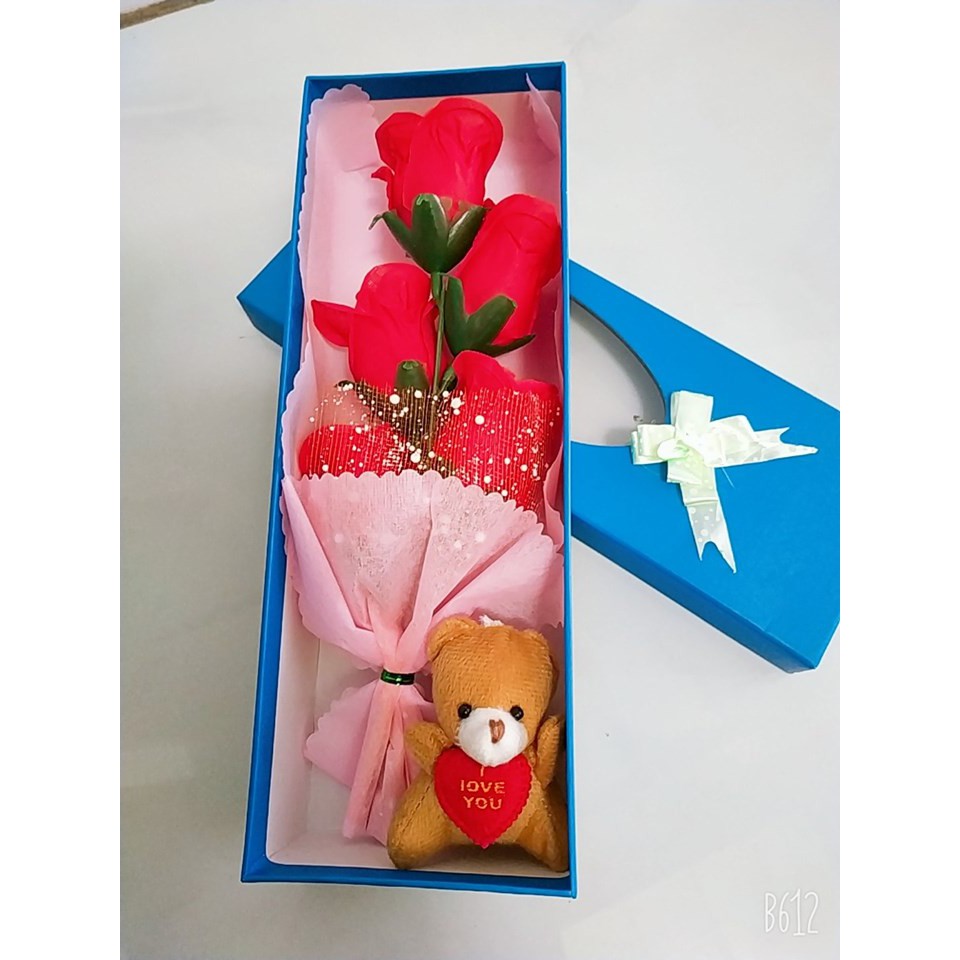Hoa hồng 5 bông kèm gấu