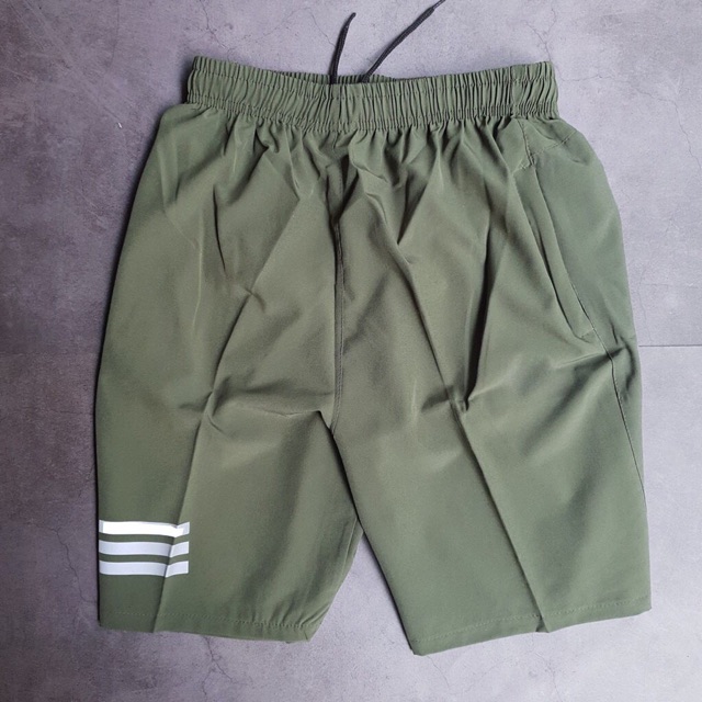 Quần đùi nam thể thao quần short thể thao vải gió dù mát nhẹ QĐ18