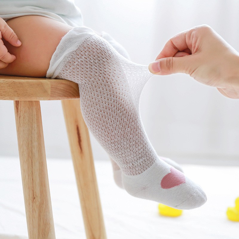 Vớ dài co giãn thoáng khí dễ thương cho bé