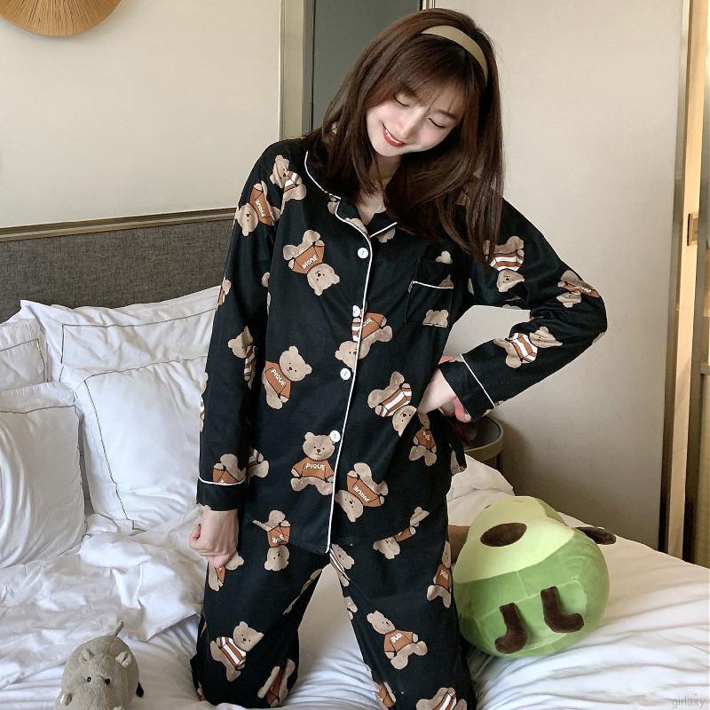 Set đồ ngủ gồm áo tay dài và quần dài in họa tiết hoạt hình phong cách Hàn Quốc xinh xắn cho nữ
