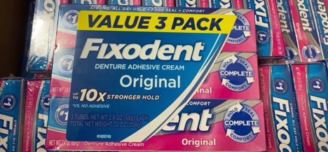 Keo dán hàm răng giả Fixodent