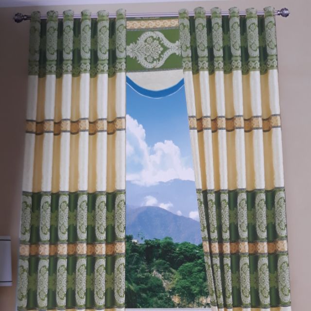 Rèm cửa chính
