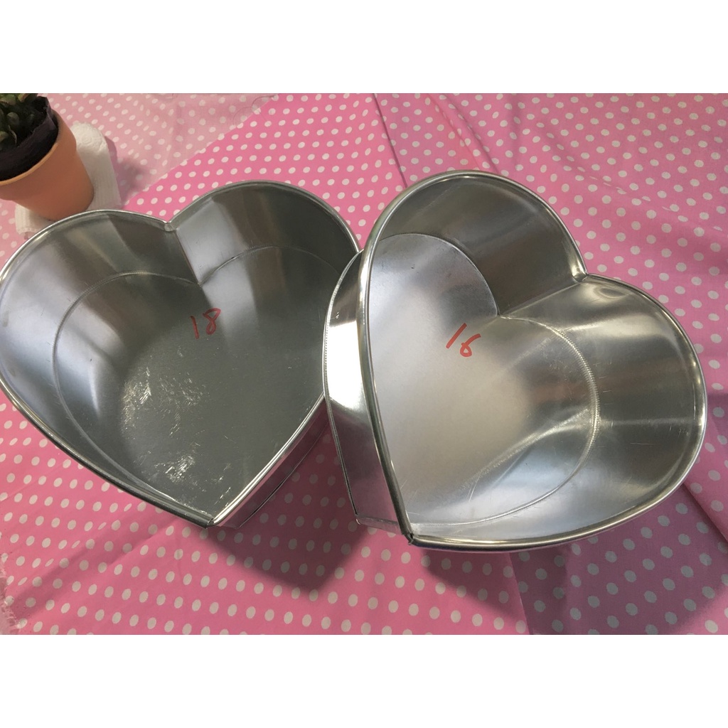 Khuôn Làm Bánh bằng nhôm hình trái tim nhiều kích thước(đế liền)