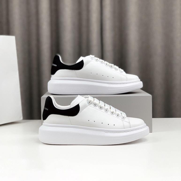 Giày Mc Queen MCQ Nam Nữ Trắng Cổ Thấp Gót Nỉ Đen Đế Khâu Bản Trung Full Box Bill | BigBuy360 - bigbuy360.vn