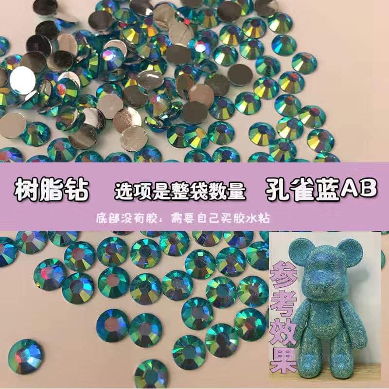 -  Gấu Bearbrick Xanh Đính Đá Handmade Lấp Lánh Decor Trang Trí