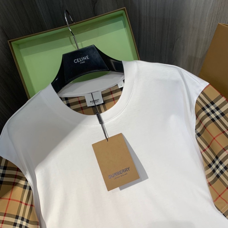 Áo thun BBR Bur*berry Serra màu trắng chất liệu vải cotton cao cấp, Áo tee BBR kẻ sọc unisex form rộng