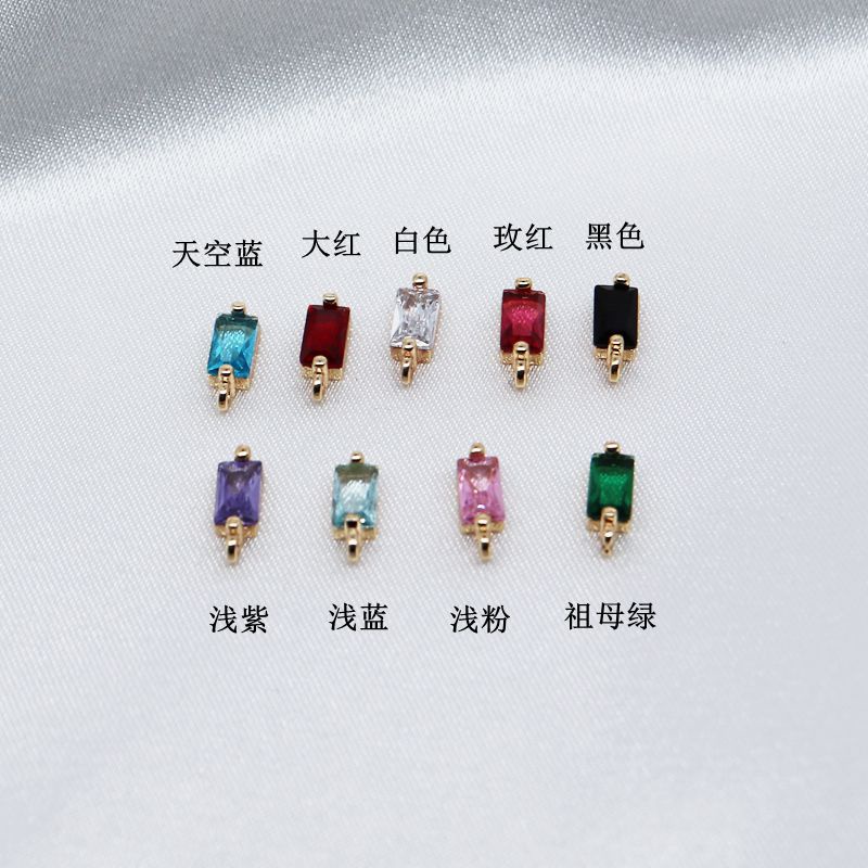 Mặt Dây Chuyền Mini Hình Vuông Bằng Đồng Thau Vàng 18K Đính Đá zircon