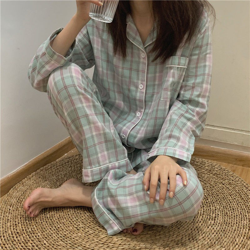 Set pyjama dài tay kẻ caro phong cách Hàn