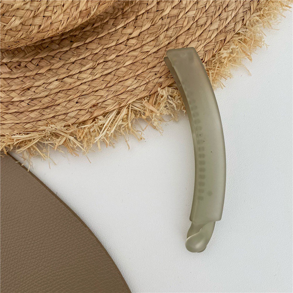 Kẹp tóc bằng acrylic màu sắc ngọt ngào phong cách thời trang cho nữ