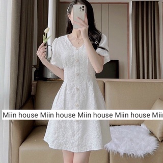 Váy gấm xốp cổ tim cúc ngọc