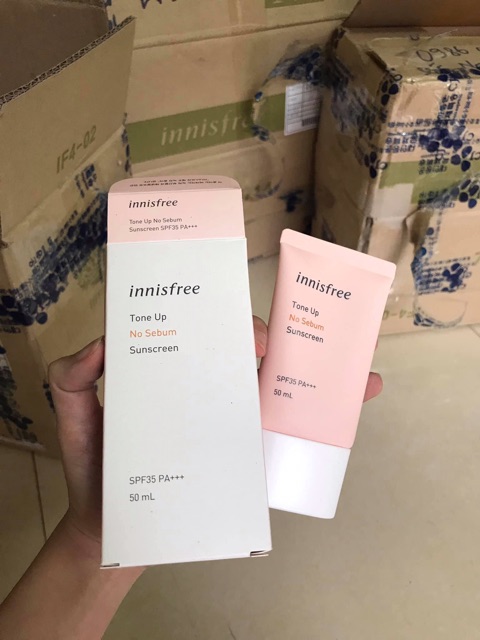 KEM CHỐNG NẮNG INNISFREE TONE UP NO SEBUM SUNSCREEN SPF50 PA+++