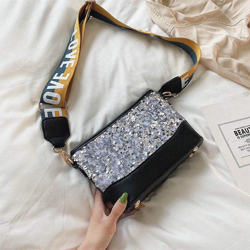 (MỚI) Túi Đeo Vai Nữ Sang Trọng Phong Cách Hiện Đại D9602