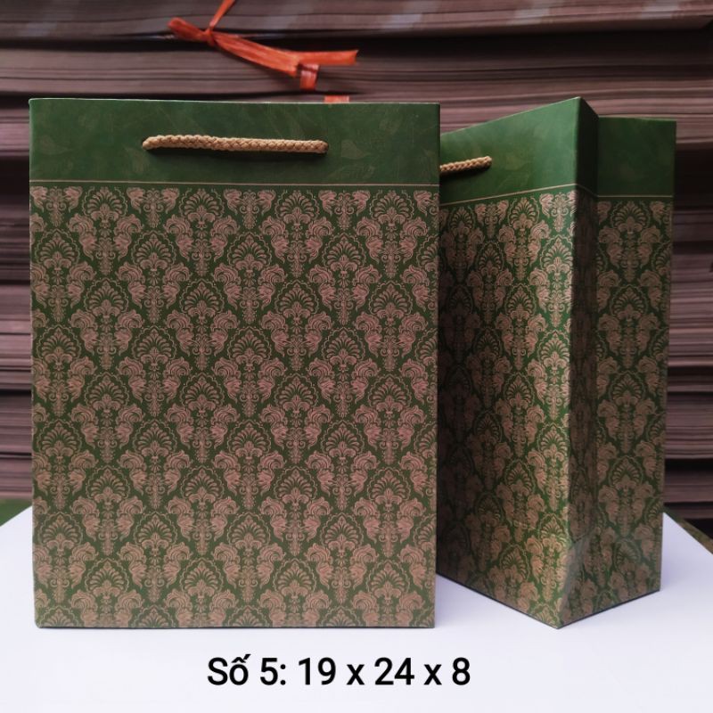 Túi giấy số 5: 19 x 24 x 8 Mẫu mới