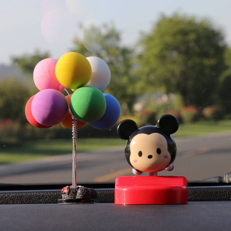 Creative Cute Mickey Minnie Dashboard Ornament Decoration Bobblehead for Car Beautiful Interior Design High-End Female Auto department store supplies