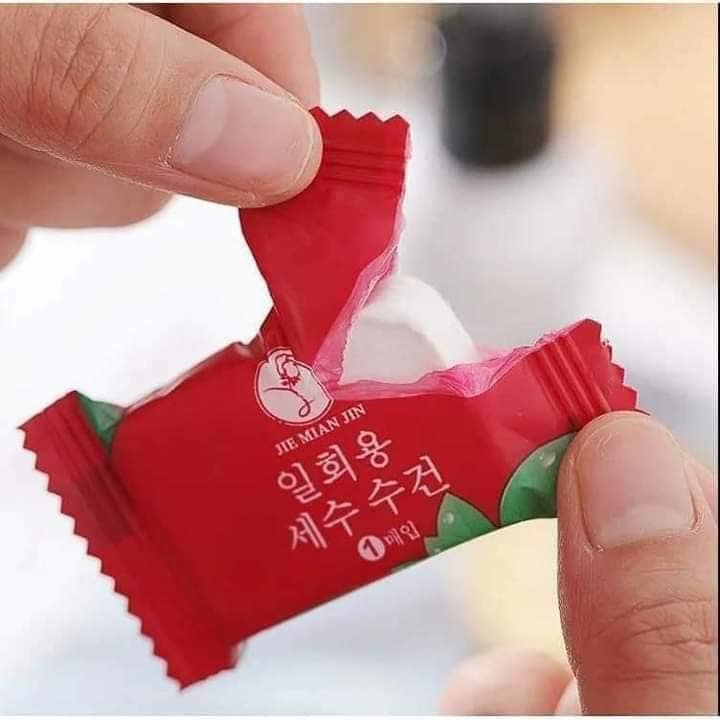 Combo 3 gói 60viên KHĂN GIẤY NÉN CAO CẤP, khăn nén lau mặt, tẩy trang - hình viên kẹo( túi màu đỏ  20 viên)