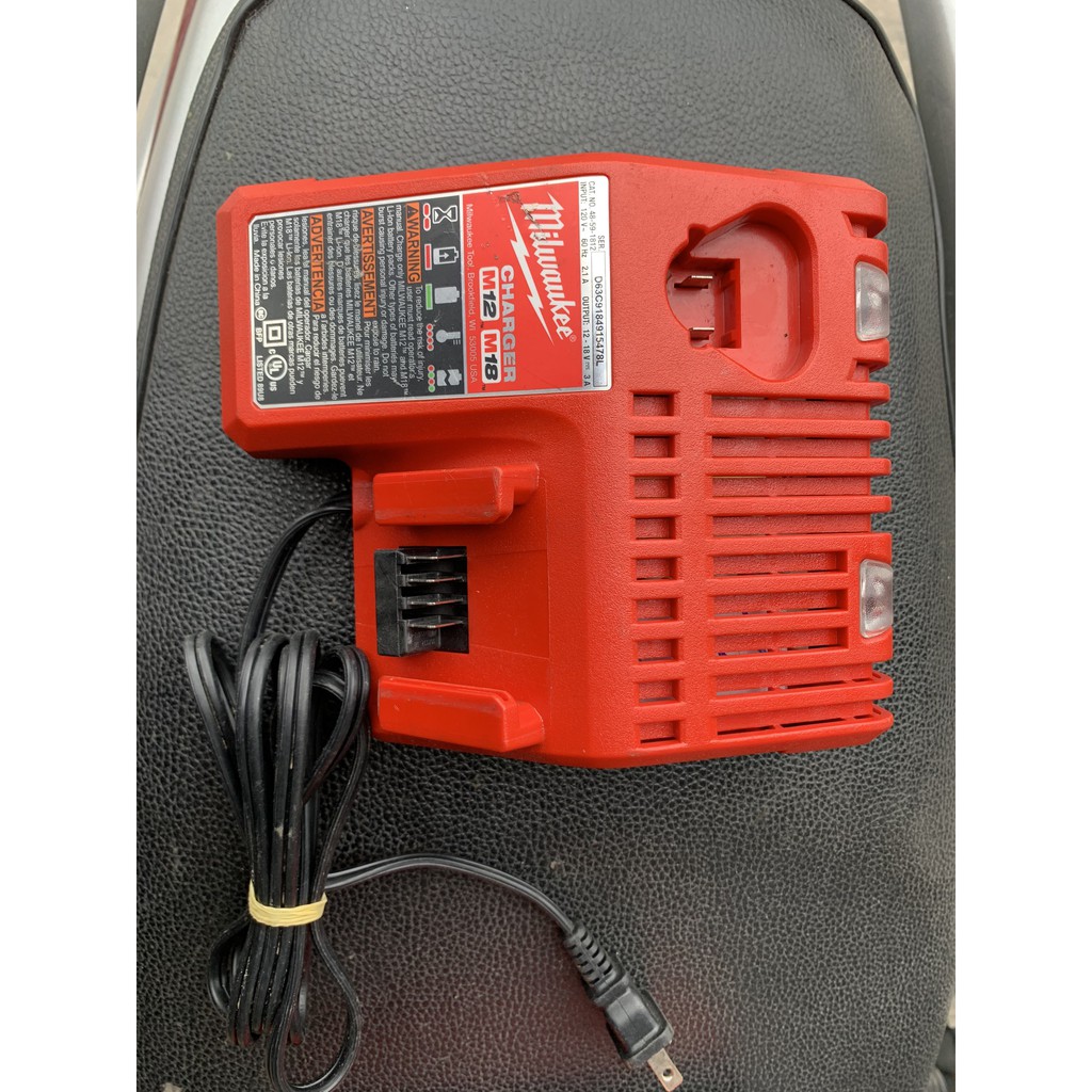 Sạc zin Milwaukee m12/m18 (sạc chậm)