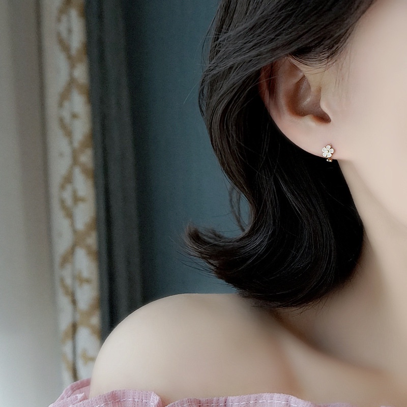 Khuyên Tai Nữ Khuyên Tai Tròn Khuyên Tai Tròn Nhỏ Hình Hoa Nhỏ Không Gây Dị Ứng