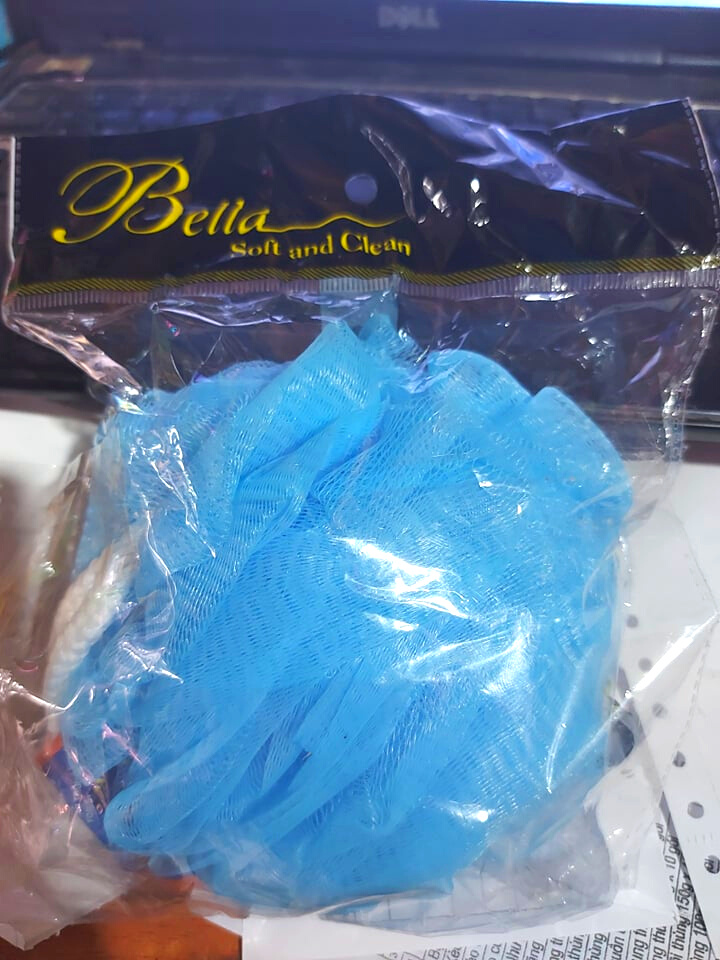 BÔNG TẮM CAO CẤP TRÒN BỌT BIỂN BELLA 50 GR NHIỀU MÀU