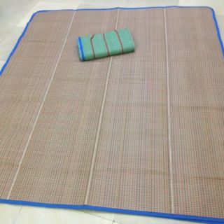 Chiếu nhựa gấp gọn cao cấp