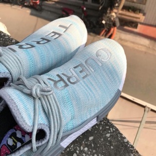 GIÀY HUMAN RACE