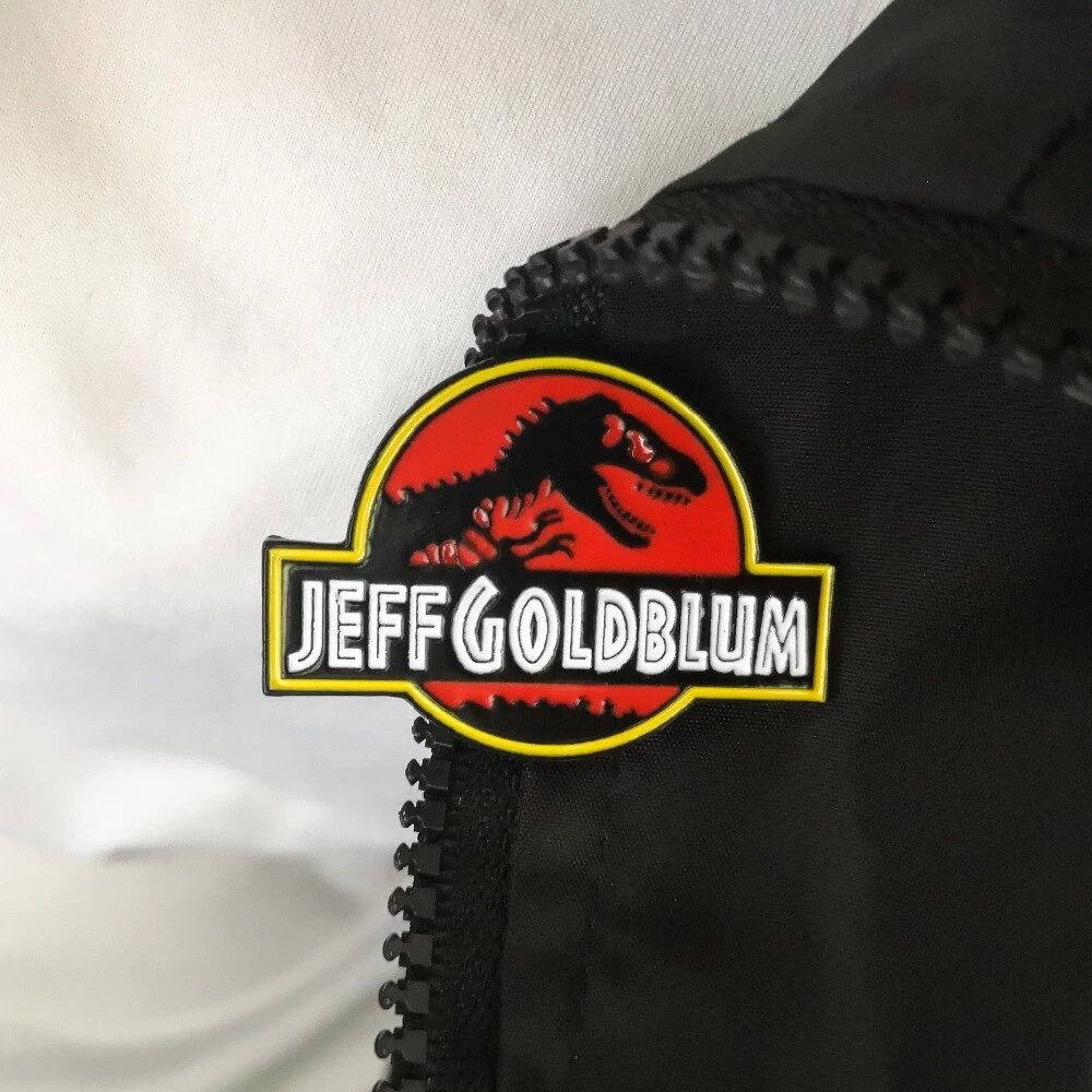Pin cài áo công viên khủng long Jurassic World - GC135