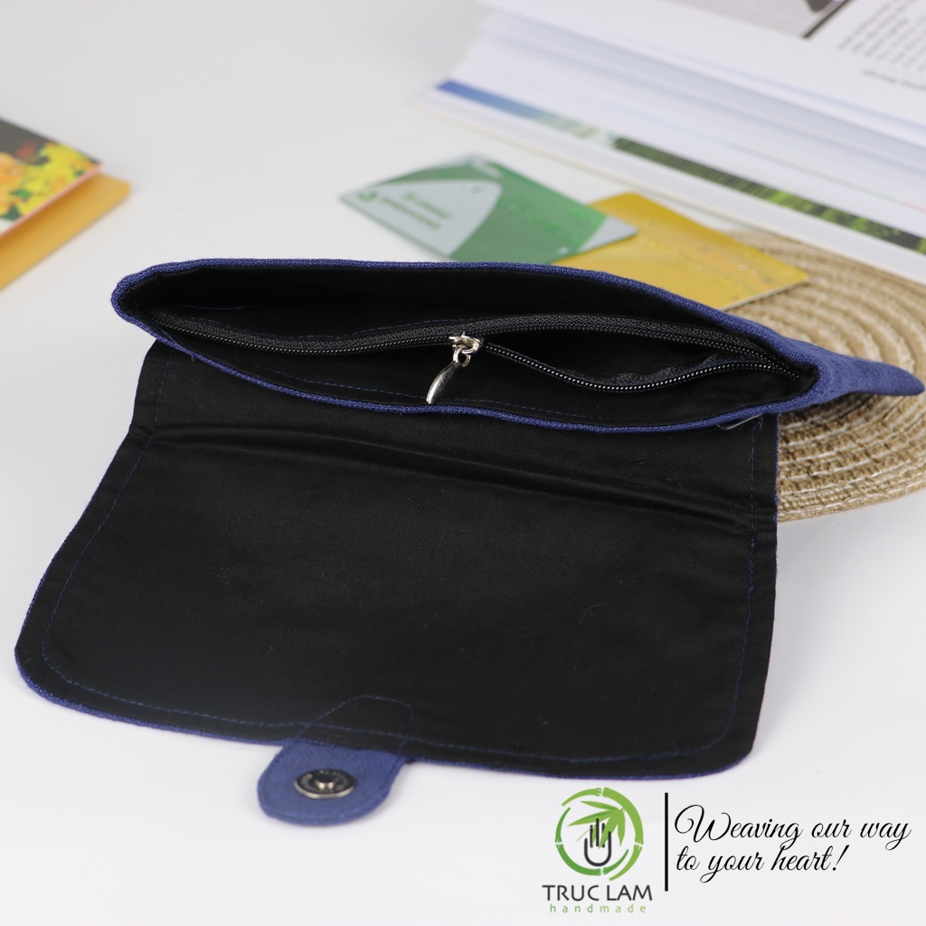 Ví Cầm Tay Nữ Vải Linen Thêu Tay Sa Hạt Họa Tiết Hai Hoa Cúc P2- Trúc Lâm Handmade
