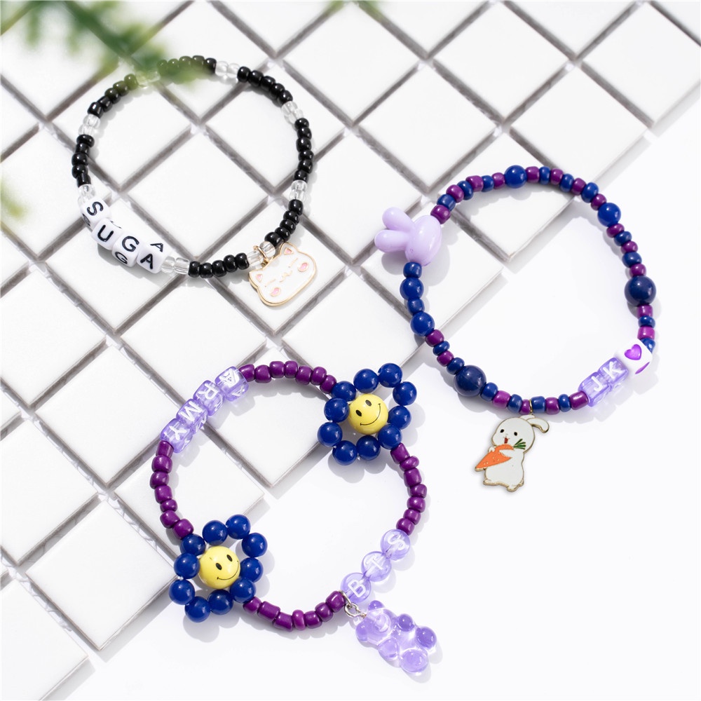 Vòng Tay Mặt Kim Loại Khắc Chữ Cho Fan BTS