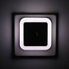 Đèn ngủ LED hình vuông cảm ứng tự động tắt mở, cảm biến ánh sáng cực tốt